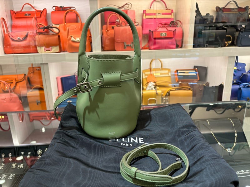 CELINE nano bucket 墨綠色水桶包-1