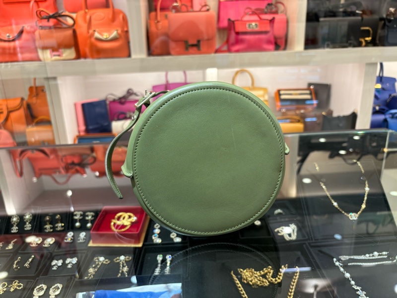 CELINE nano bucket 墨綠色水桶包-5