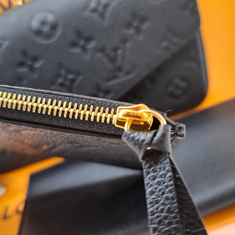 ♥️全新LV三合一 WOC黑色金鍊真皮壓花♥️一包多用超高CP值-6