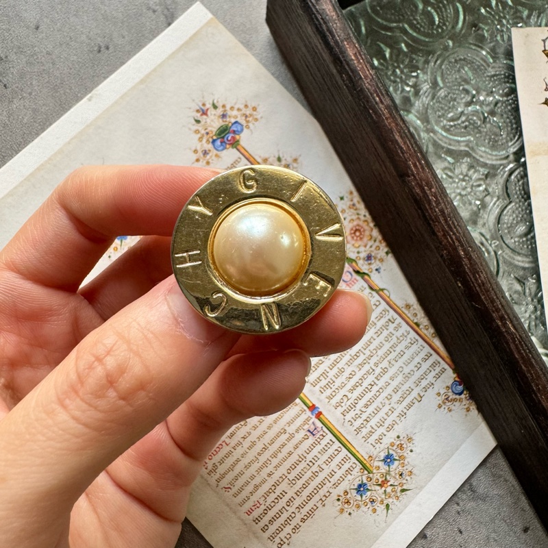 Givenchy 中古耳夾-5