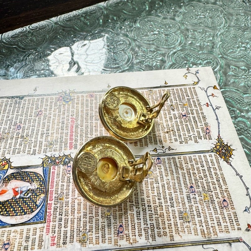 Givenchy 中古耳夾-8