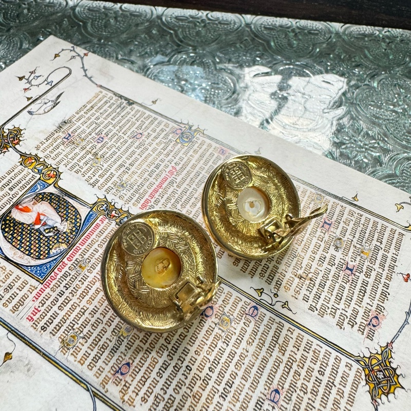 Givenchy 中古耳夾-9