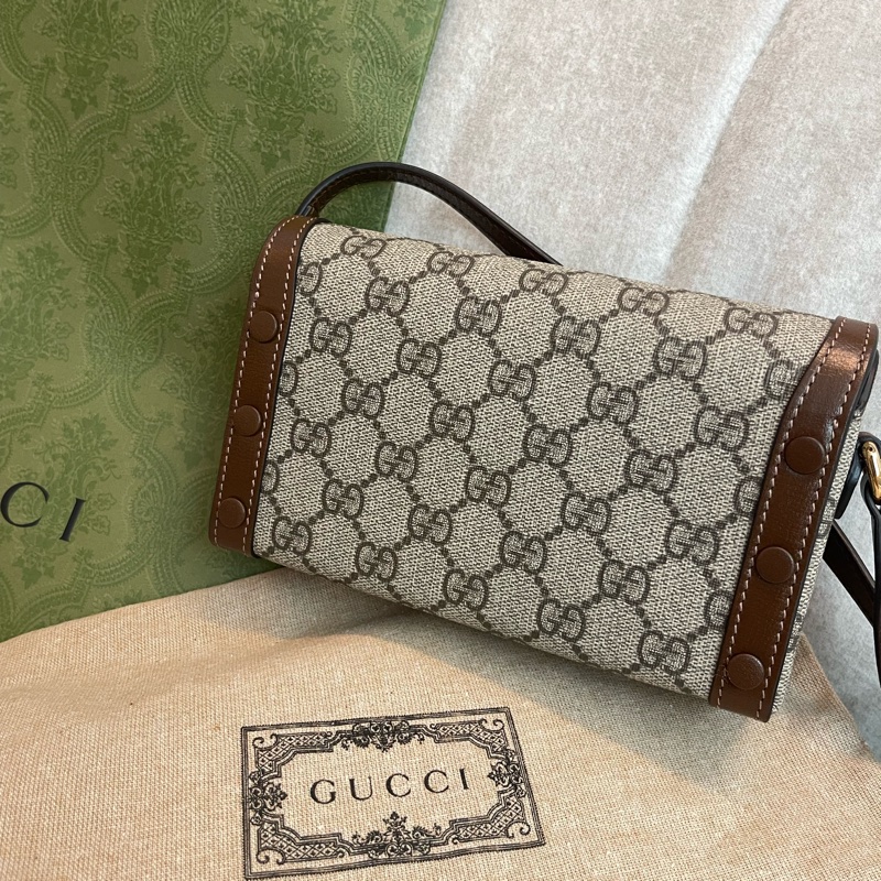 Gucci 1955 mini 馬銜扣盒子包/橫版手機包-1