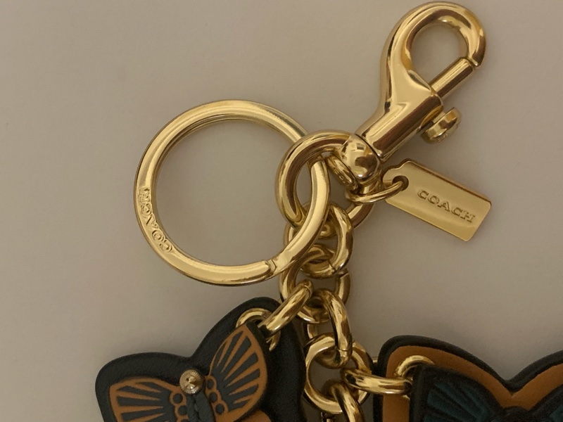 Coach蝴蝶雕飾皮革吊飾&扣環鑰匙圈-2