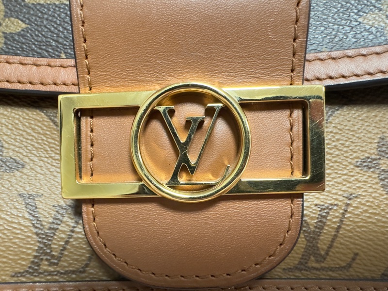 LV mini dauphine 斜背包 8成新-25