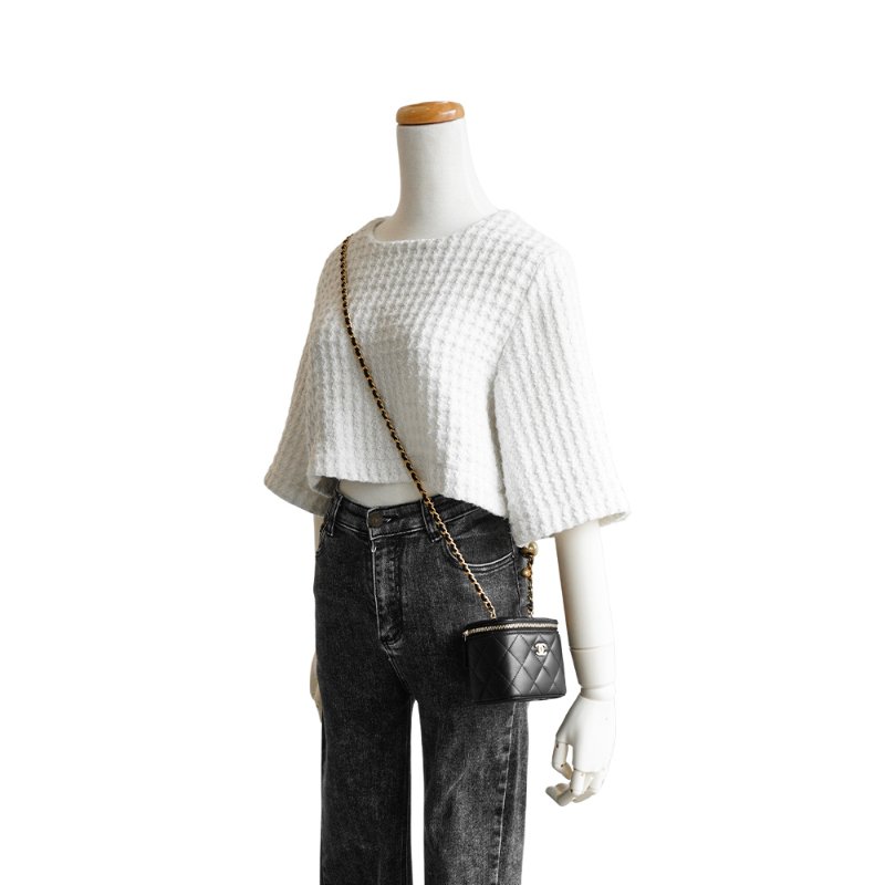 Chanel 展示品 金雙C菱格紋羊皮金球斜背化妝包(AP1447-黑)-8