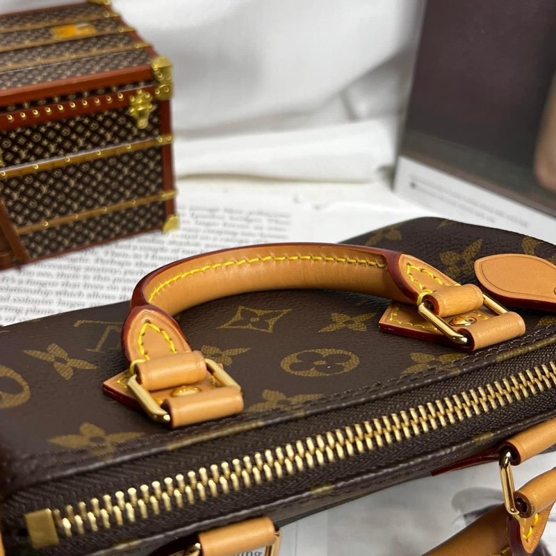 LV Nano speedy M81085 新款(背帶可調)-13
