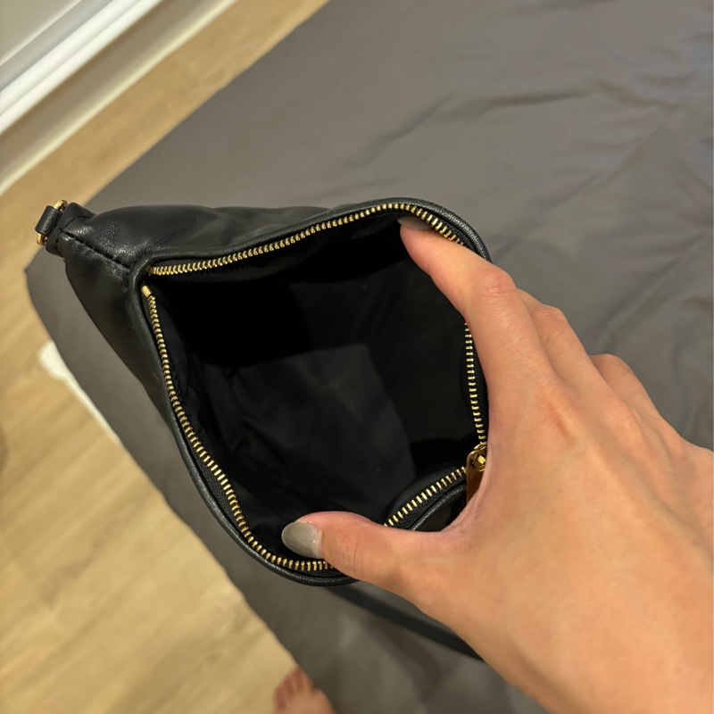 Burberry 羊皮lola包-12