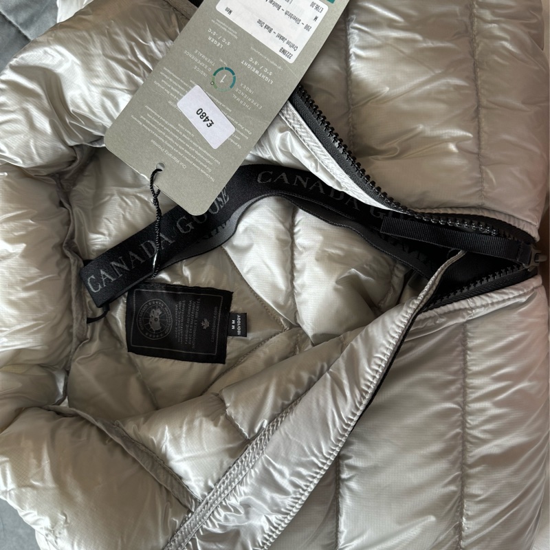 Canada goose 男裝銀色羽絨外套-2