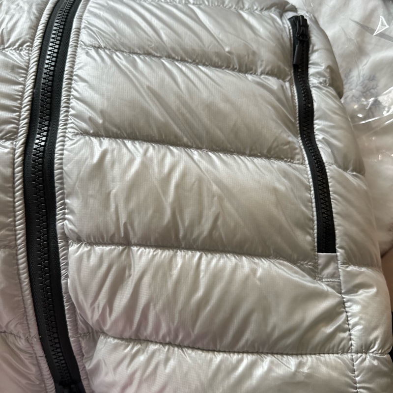 Canada goose 男裝銀色羽絨外套-4