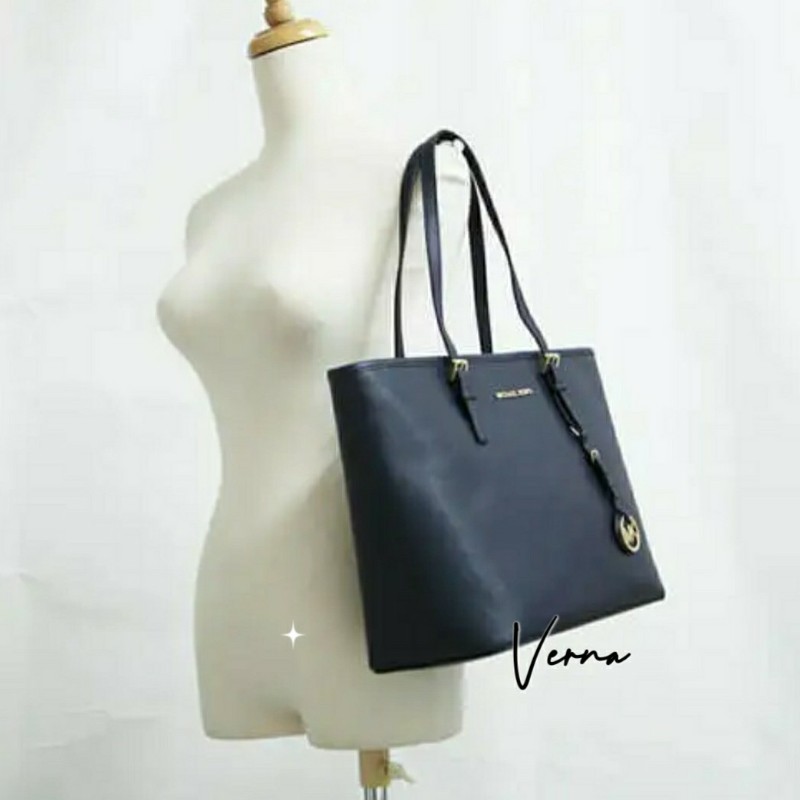 全新100%正品【MICHAEL KORS 】JET SET TRAVEL
#防刮牛皮肩背托特包-海軍藍特惠大降價-5