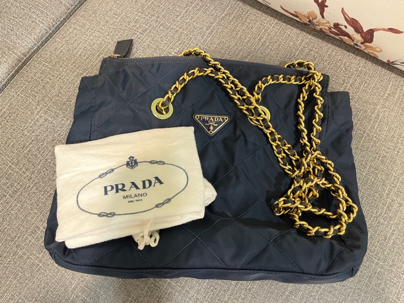 《保留中》Prada尼龍降落傘包《中號/靛藍色/寶藍色/深藍色》-3