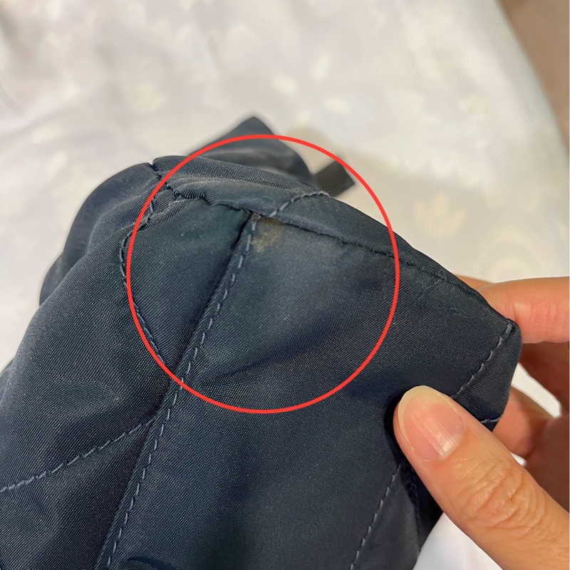 《保留中》Prada尼龍降落傘包《中號/靛藍色/寶藍色/深藍色》-13