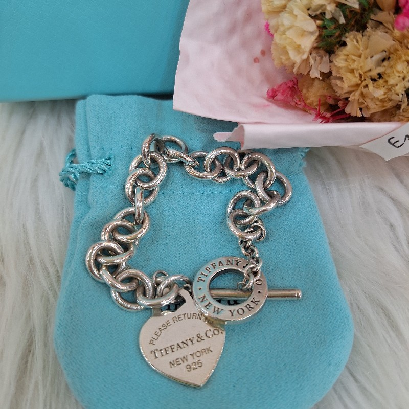 超特價TIFFANY & CO.蒂芬妮 925 純銀 刻字 愛心牌 T扣 手鍊-0