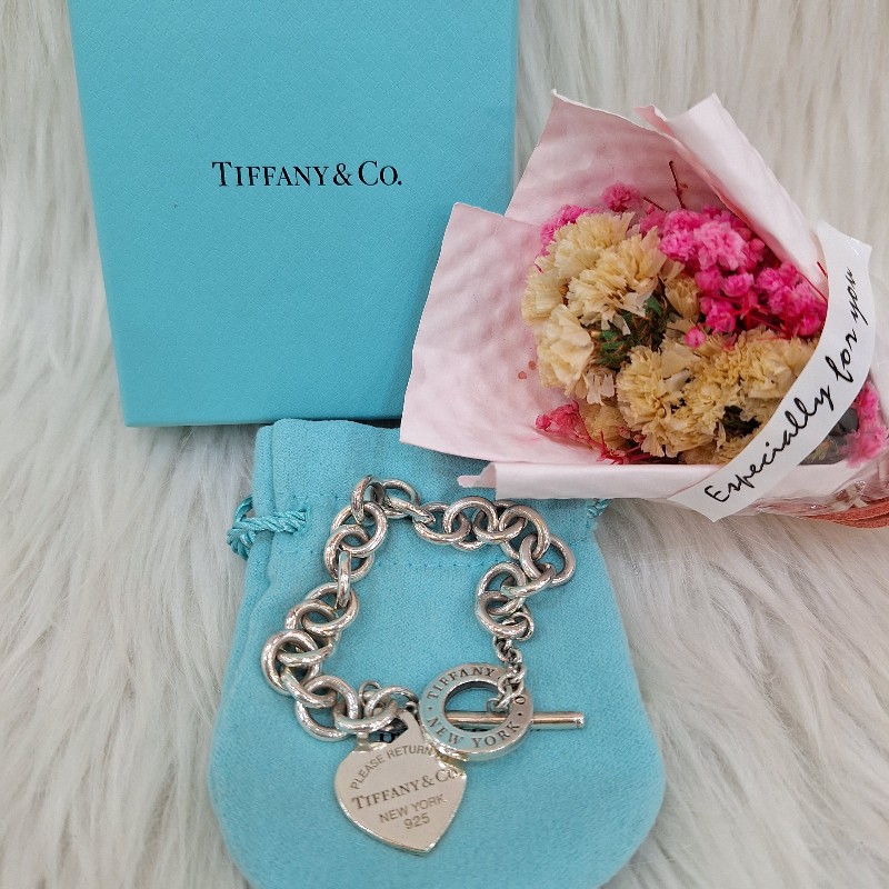 超特價TIFFANY & CO.蒂芬妮 925 純銀 刻字 愛心牌 T扣 手鍊-1