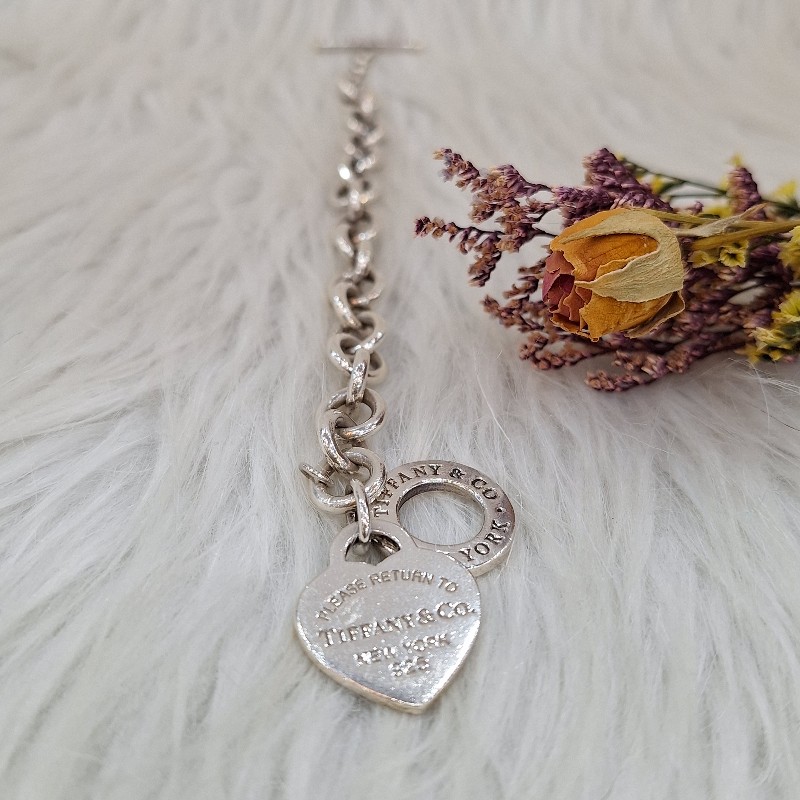超特價TIFFANY & CO.蒂芬妮 925 純銀 刻字 愛心牌 T扣 手鍊-9