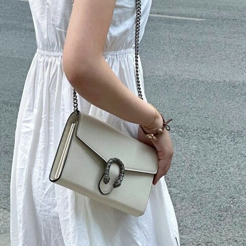 🔥特價💥Gucci 白色 荔枝牛皮 酒神 WOC mini 迷你 素面 鍊條包 小包 側揹包 斜揹包 手提包