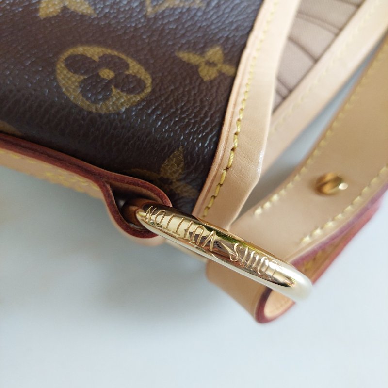 LV Delightful ( MM /中)🌈實品拍照🌈 M40353 肩背包~二手整體約9.5成新-32