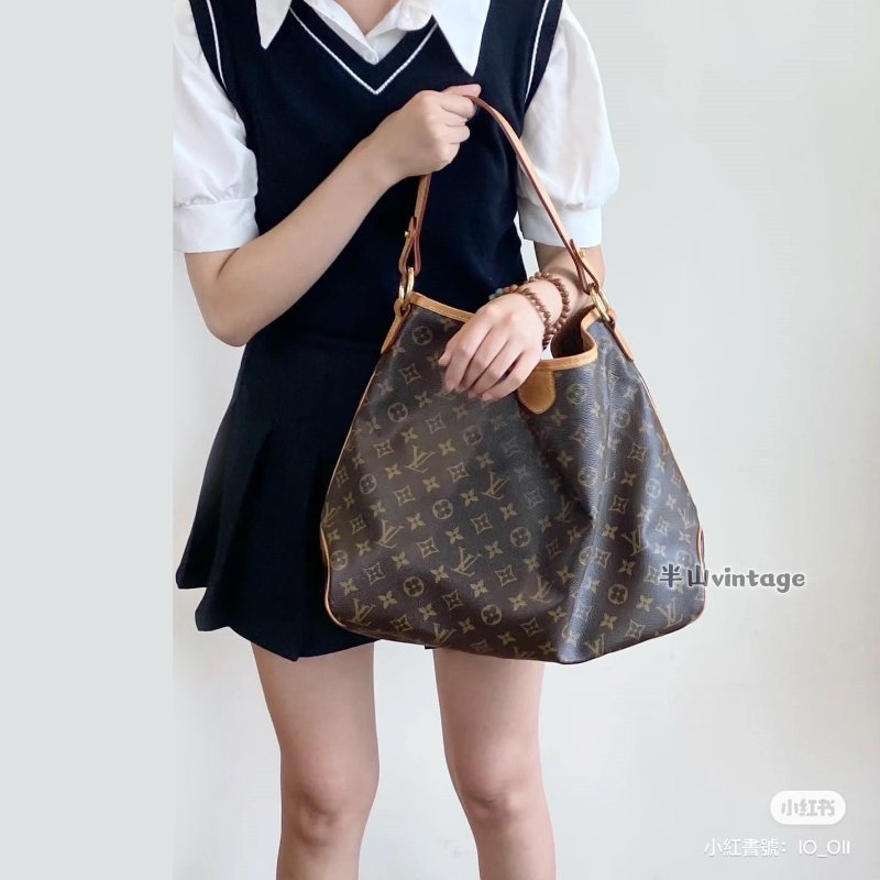 LV Delightful ( MM /中)🌈實品拍照🌈 M40353 肩背包~二手整體約9.5成新-40