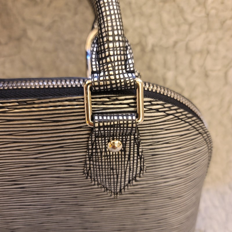 ♥520優惠♥LOUIS VUITTON Epi Platine Alma BB M54827 手提 肩背包-9