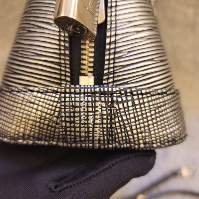 ♥520優惠♥LOUIS VUITTON Epi Platine Alma BB M54827 手提 肩背包-22