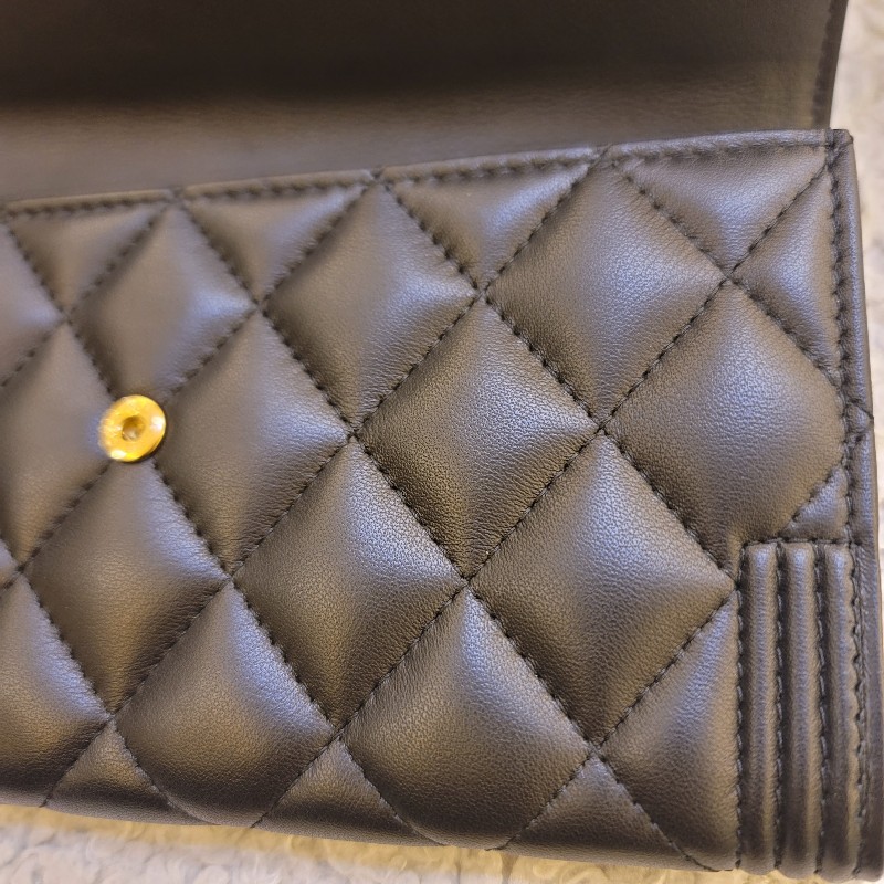 ♥520優惠♥Chanel 香奈兒 Boy系列 黑金長夾-17