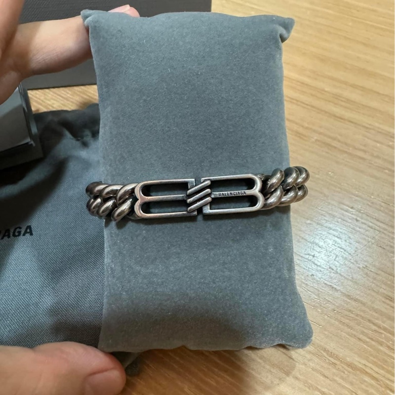 Balenciaga 巴黎世家手鍊-1