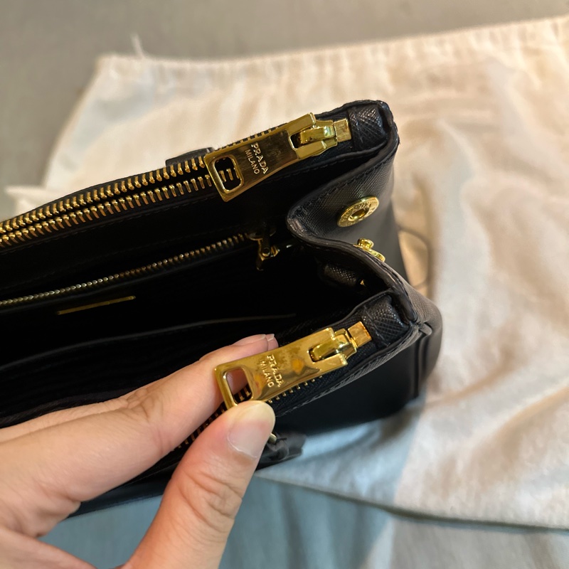 Prada Saffiano Lux-6