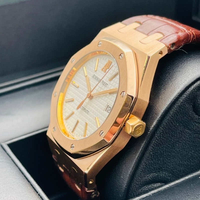 Audemars Piguet 愛彼 Royal Oak 皇家橡樹 15300or 玫瑰金 白面皮帶 自動上鍊 39mm-1