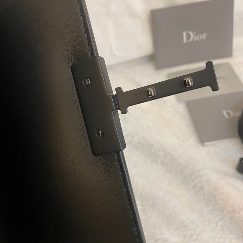 DIOR 全新 全黑 黑色磨沙釦 霧面 蒙田30 Montaigne-21