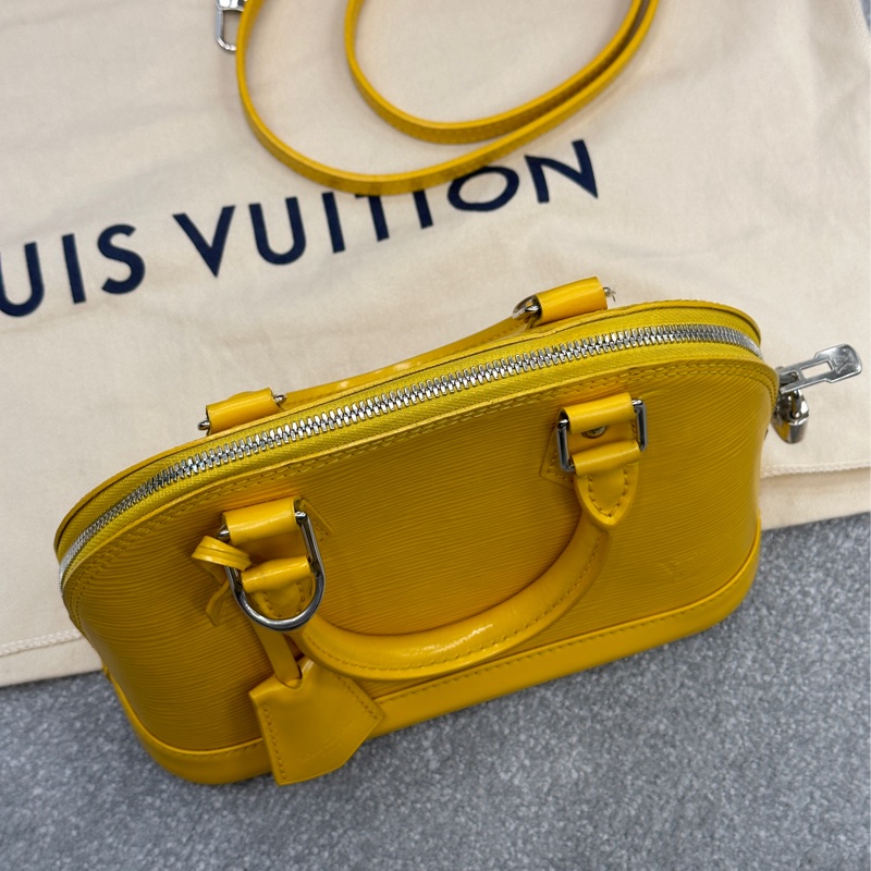 全網最低⬇️🔥包況九成新💫🈶原廠塵袋🈶原廠紙袋🔥Lv水波紋貝殼包黃色💛-14