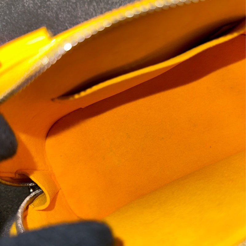 全網最低⬇️🔥包況九成新💫🈶原廠塵袋🈶原廠紙袋🔥Lv水波紋貝殼包黃色💛-19