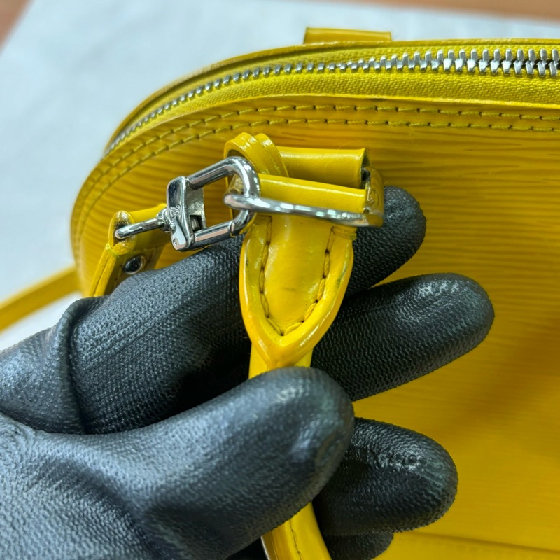 全網最低⬇️🔥包況九成新💫🈶原廠塵袋🈶原廠紙袋🔥Lv水波紋貝殼包黃色💛-23