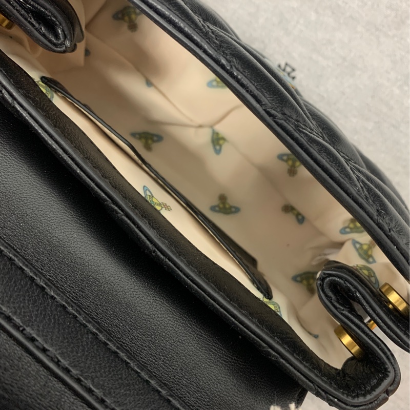 西太后VIVIENNE WESTWOOD Hazel quilted leather shoulder bag 菱格紋腋下包-8