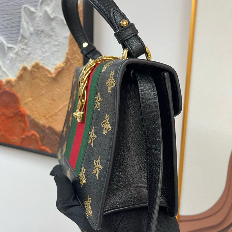 Gucci Sylvie 塞爾維亞 蜜蜂星星包 金扣 手提斜挎單肩包🤍-2