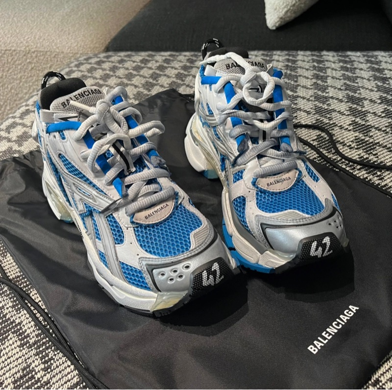 BALENCIAGA RUNNER SNEAKER IN BLUE 巴黎世家 藍白配色 附上原廠鞋盒/防塵套/紙袋/購買證明-1