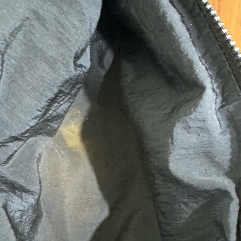 BV padded tech cassette bag 枕頭包(黑)-21