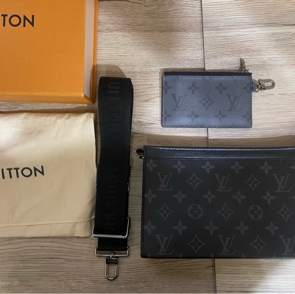 Lv黑老花二合一洗漱包(台灣專櫃購入)-5