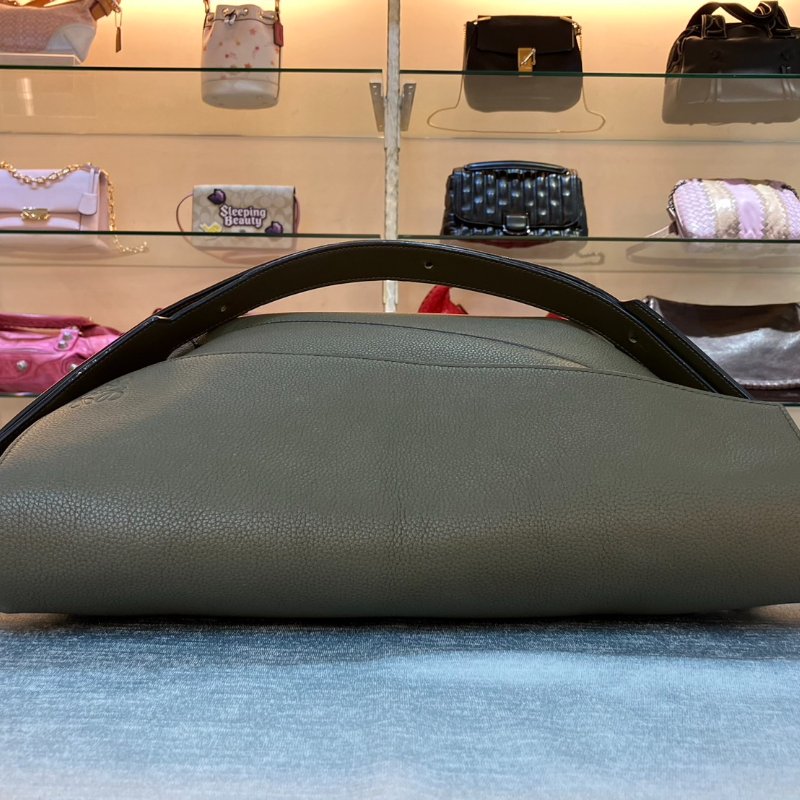 【舊愛新歡】LOEWE深卡其綠色郵差側背包 中性 男士-3