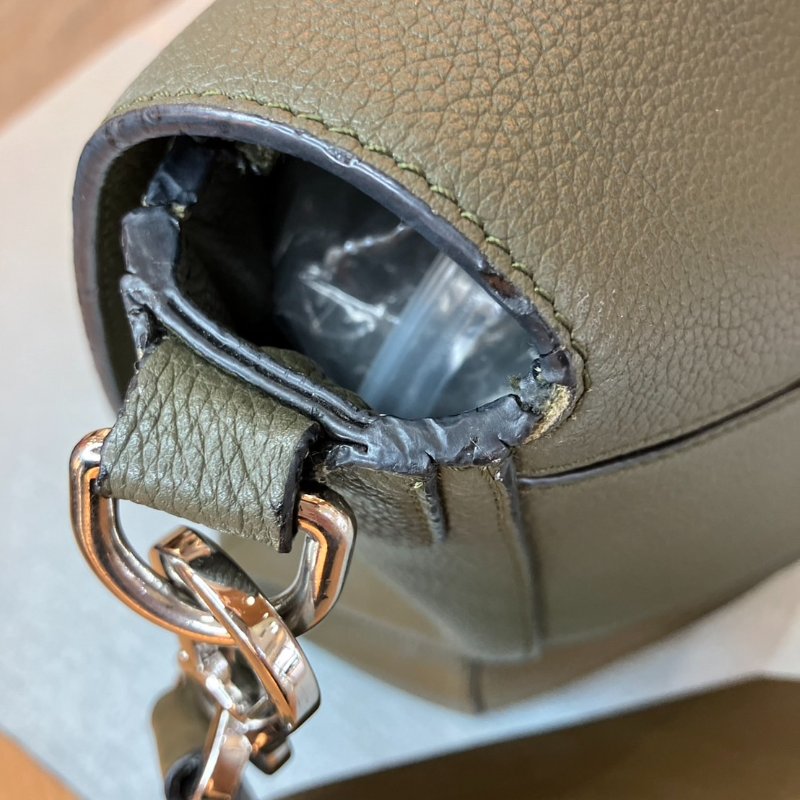 【舊愛新歡】LOEWE深卡其綠色郵差側背包 中性 男士-12