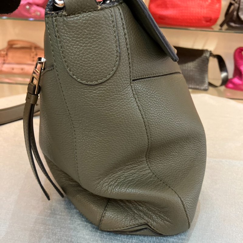 【舊愛新歡】LOEWE深卡其綠色郵差側背包 中性 男士-13