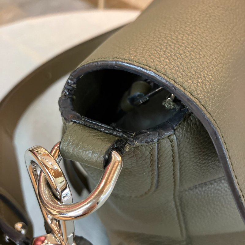 【舊愛新歡】LOEWE深卡其綠色郵差側背包 中性 男士-14