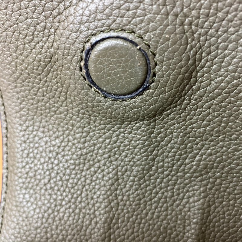 【舊愛新歡】LOEWE深卡其綠色郵差側背包 中性 男士-31