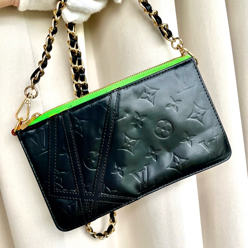 （💫暑期大特價🔥） LV 極度限量款 Robert Wilson聯名 肩背包 腋下包 手提包-4