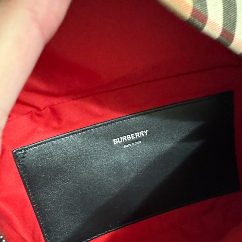 Burberry經典款格紋腰包 95成新（米色）百貨公司購入-6