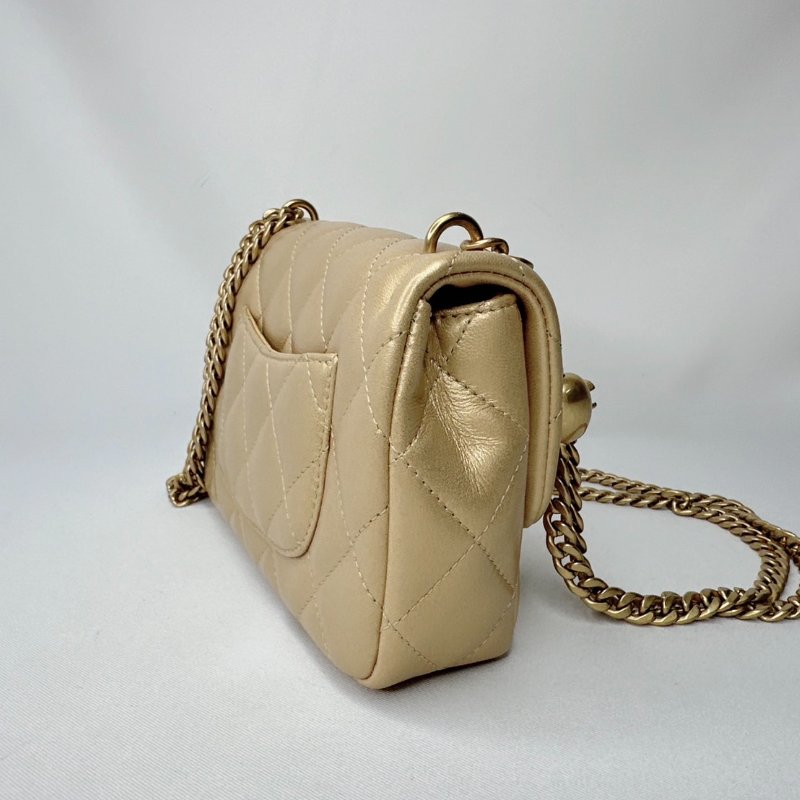 CHANEL Mini Coco愛心金球方胖-4