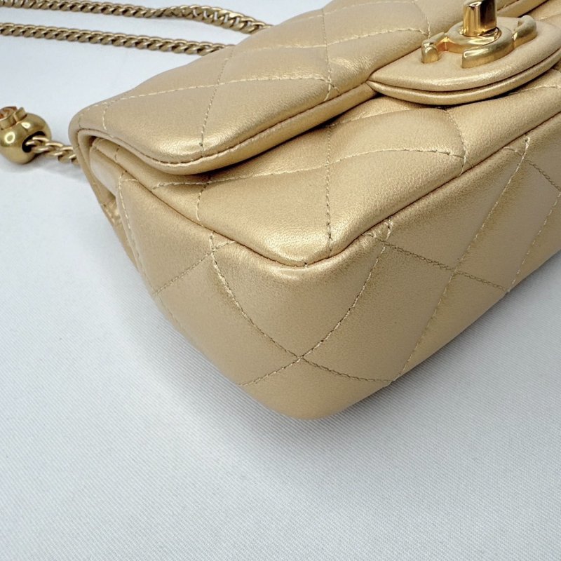CHANEL Mini Coco愛心金球方胖-13