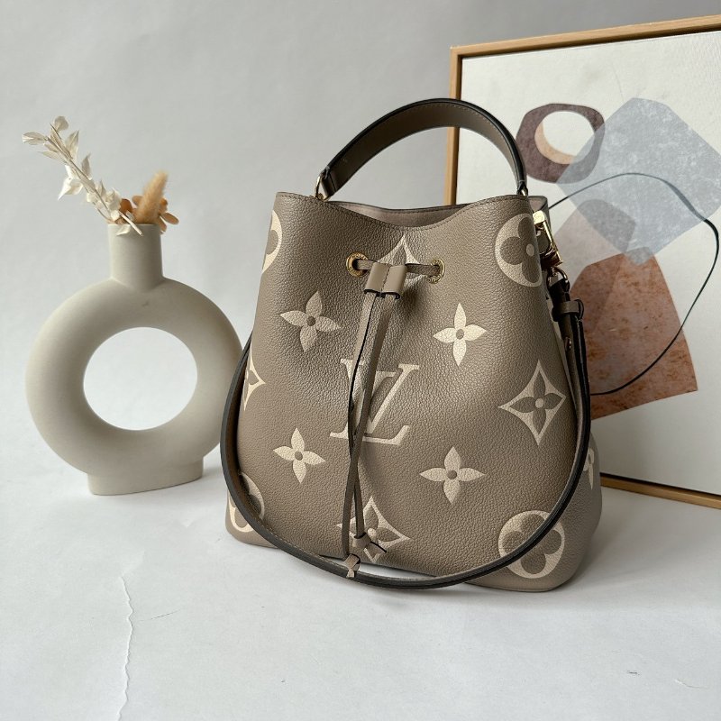 LV Neonoe MM 斑鳩灰大花束口水桶包 附萬用包 M45555-0