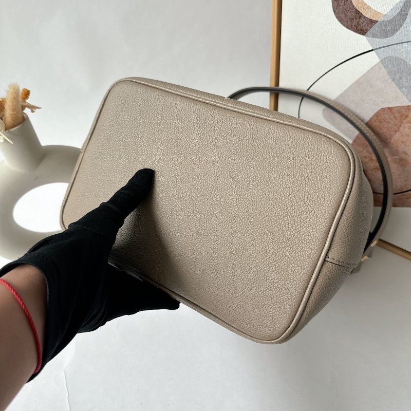 LV Neonoe MM 斑鳩灰大花束口水桶包 附萬用包 M45555-4