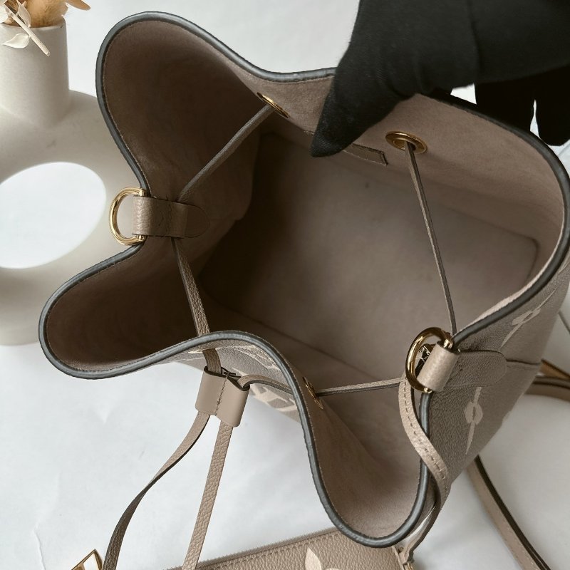 LV Neonoe MM 斑鳩灰大花束口水桶包 附萬用包 M45555-11